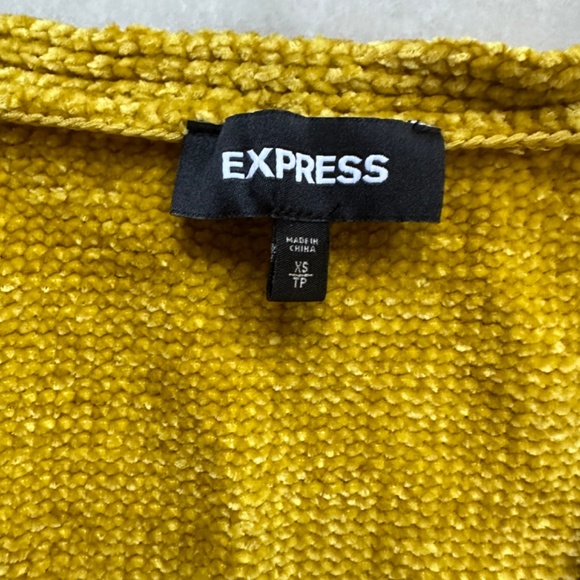 Express V neck xs - Picture 4 of 7